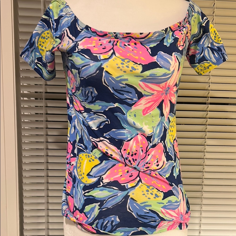 Lilly Pulitzer Pink and Yellow Flutter Sleeve Fitted Blouse